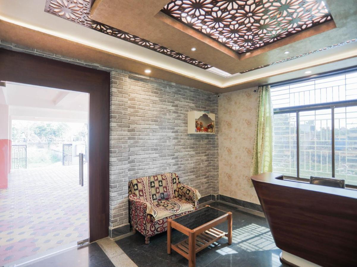 Flagship 76560 Hotel Vanss 布巴内什瓦尔 外观 照片
